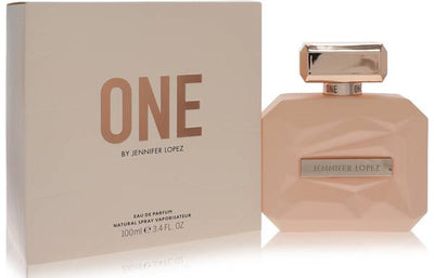 Jennifer Lopez One bottle - woody floral fragrance with pink peppercorn, freesia, peach blossom, jasmine, cedarwood, clearwood, sandalwood, and suede