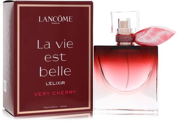 Lancôme La Vie Est Belle Very Cherry bottle with black cherry, violet leaf, oud, cocoa butter and vanilla
