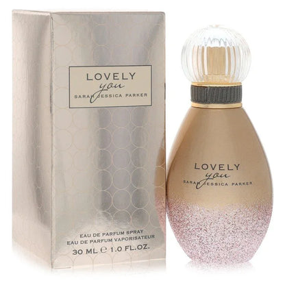 Sarah Jessica Parker Lovely You Eau de Parfum bottle — women's soft floral fragrance with water lily, peony, jasmine and musk
