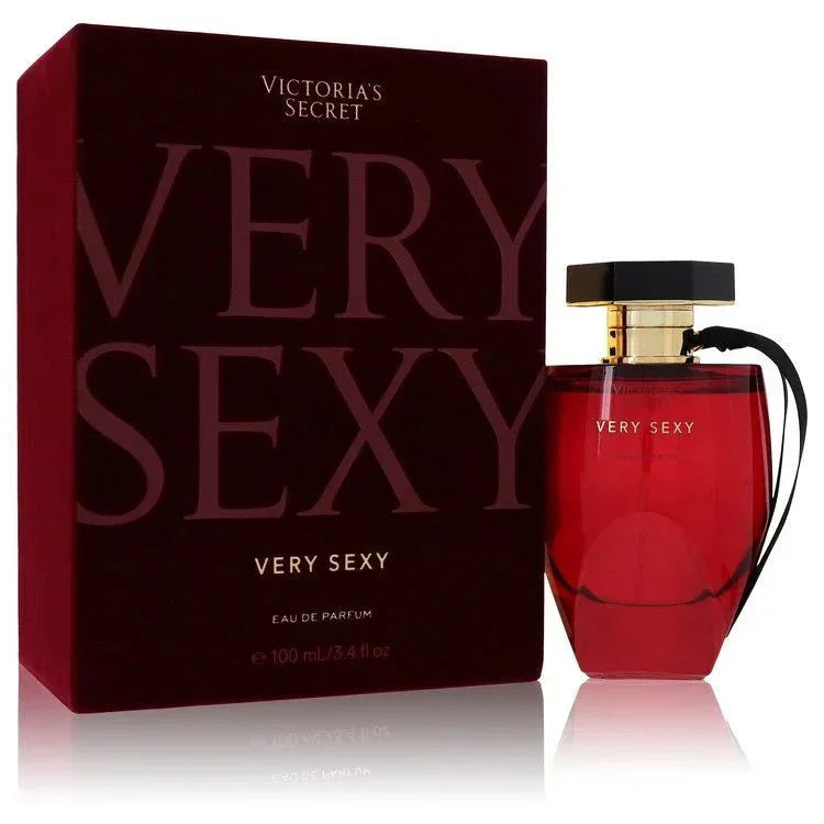 Victoria's Secret Very Sexy women's EDP showing fruity gourmand notes vanilla orchid wild blackberry clementine creamy woods musk
